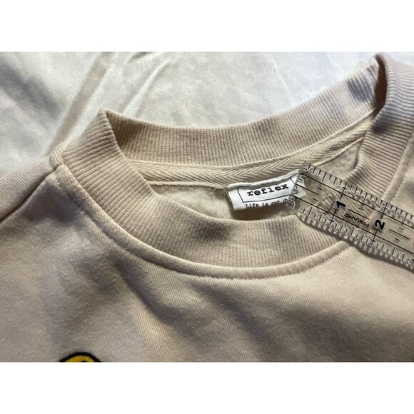 Reflex Sweatshirt Medium Beige Embroidered Smiley Crew Neck Pullover - Picture 3 of 6